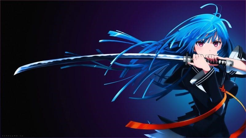 Hình nền với cô gái anime tóc màu xanh đang cầm kiếm.