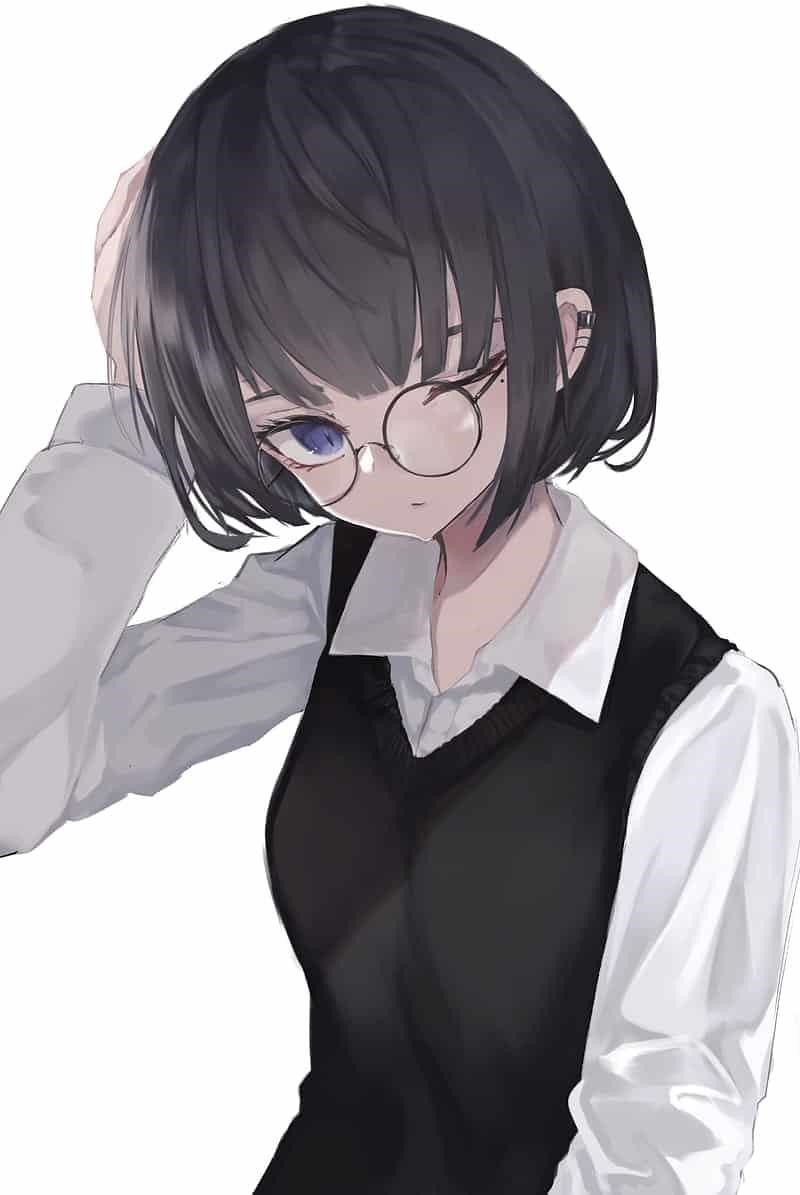 Anime girl với khuôn mặt đáng yêu, tóc ngắn và kính cận đáng mê