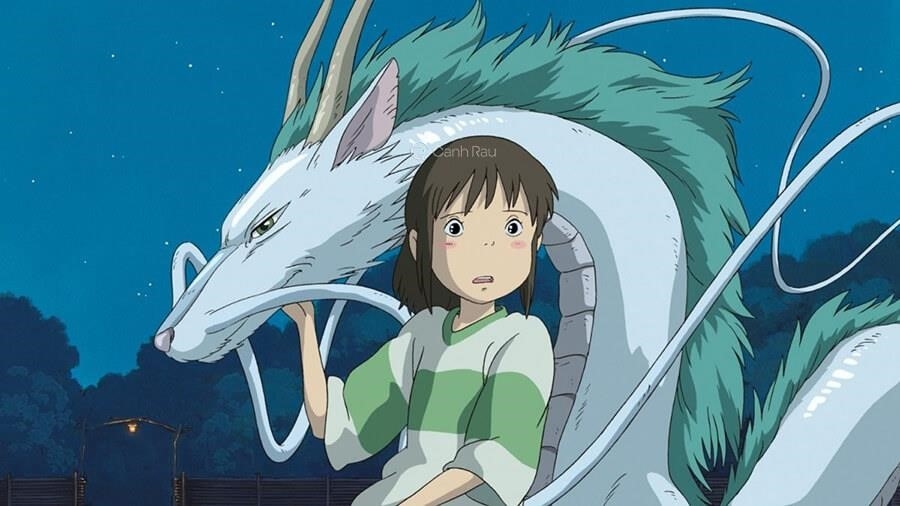 Vùng Đất Linh Hồn (Spirited Away) là một bộ phim hoạt hình của Nhật Bản, được đạo diễn bởi Hayao Miyazaki, nó kể về cuộc phiêu lưu của cô bé Chihiro trong một thế giới tưởng tượng đầy màu sắc và huyền bí. Bộ phim đã giành được nhiều giải thưởng cao quý và được công nhận là một tác phẩm nghệ thuật xuất sắc, mang đến cho khán giả một trải nghiệm tuyệt vời về hành trình của sự trưởng thành và lòng dũng cảm.